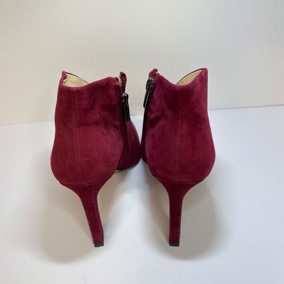 Vince Camuto Women's Purpure Sestrind Suede Booties - Picture 5 of 9